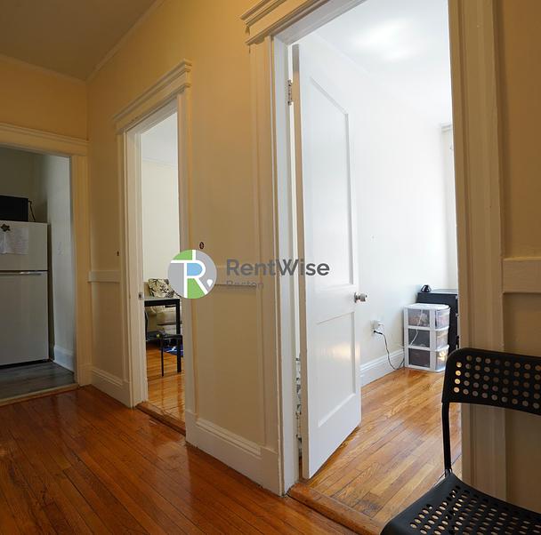 Photo of 1844 Commonwealth Avenue