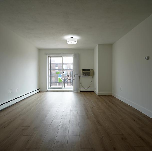 Photo of 741 East 6th Street