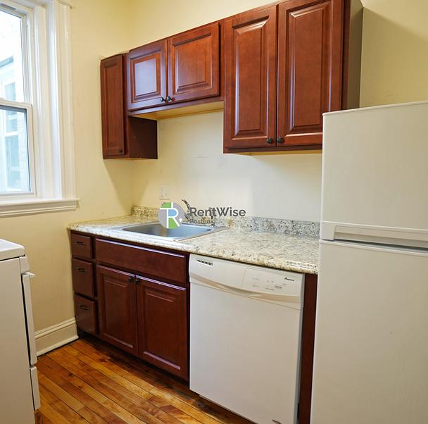 Photo of 1844 Commonwealth Avenue