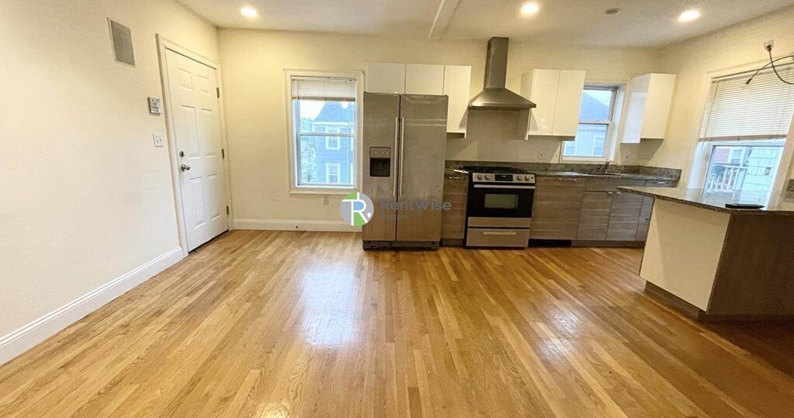 Photo of 128 Hillside St