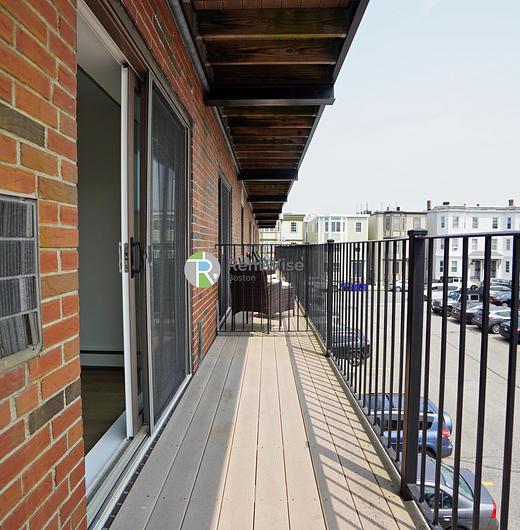 Photo of 741 East 6th Street