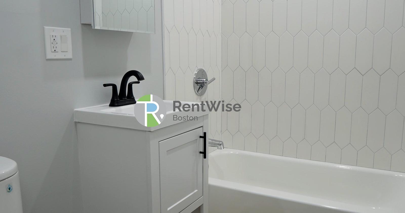 Photo of 741 East 6th Street