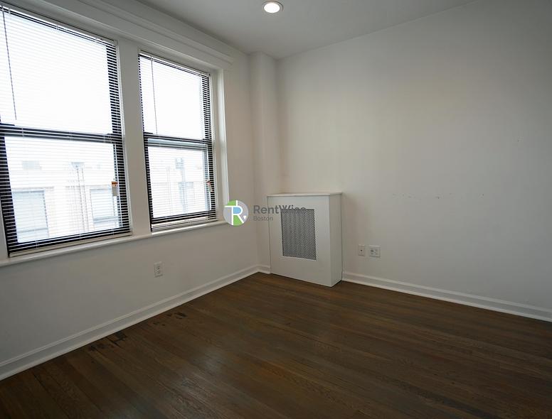 Photo of 19 Peterborough Street