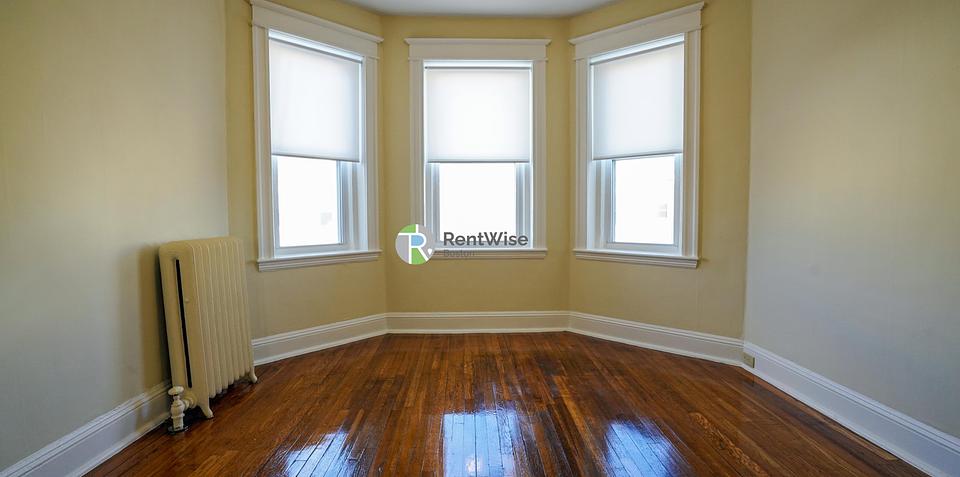 Photo of 221 Kelton Street