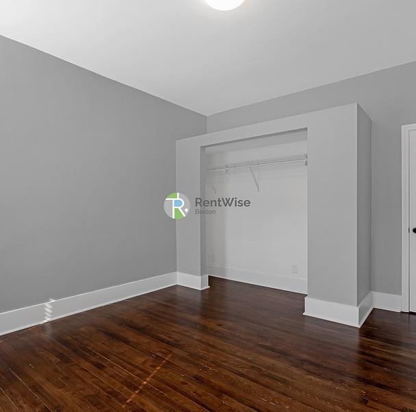 Photo of 28 Glenville Avenue