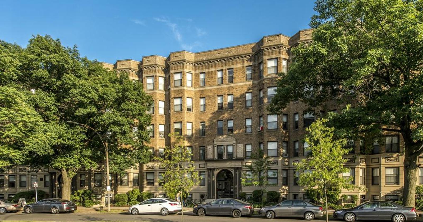Photo of 1152 Commonwealth Ave