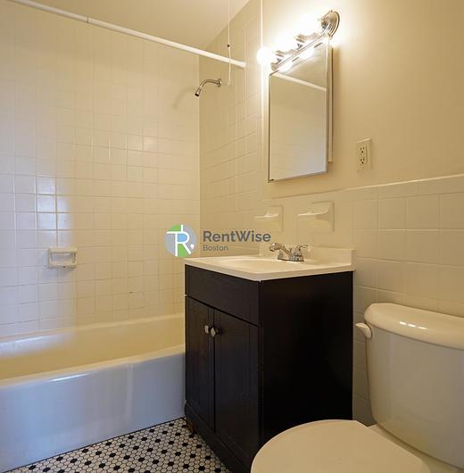 Photo of 24 Whites Avenue