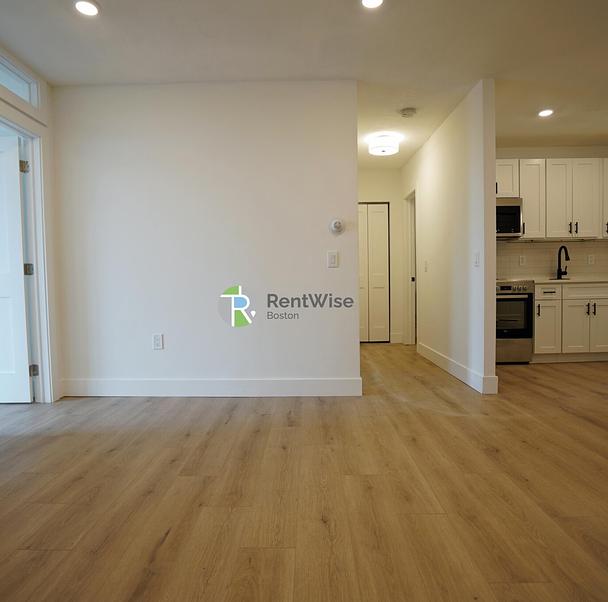 Photo of 745 East 6th Street