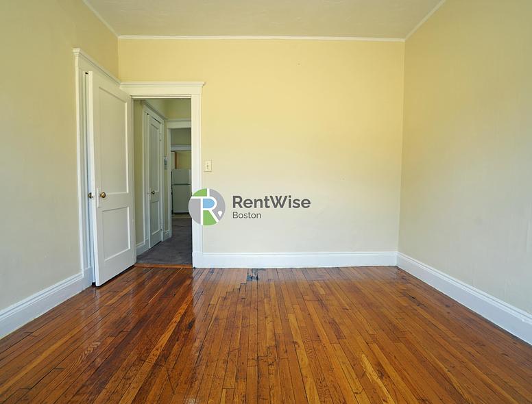 Photo of 236 Kelton Street