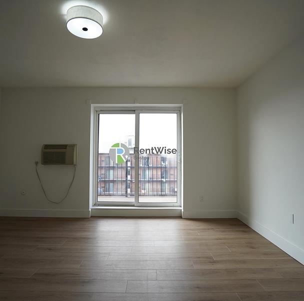 Photo of 745 East 6th Street