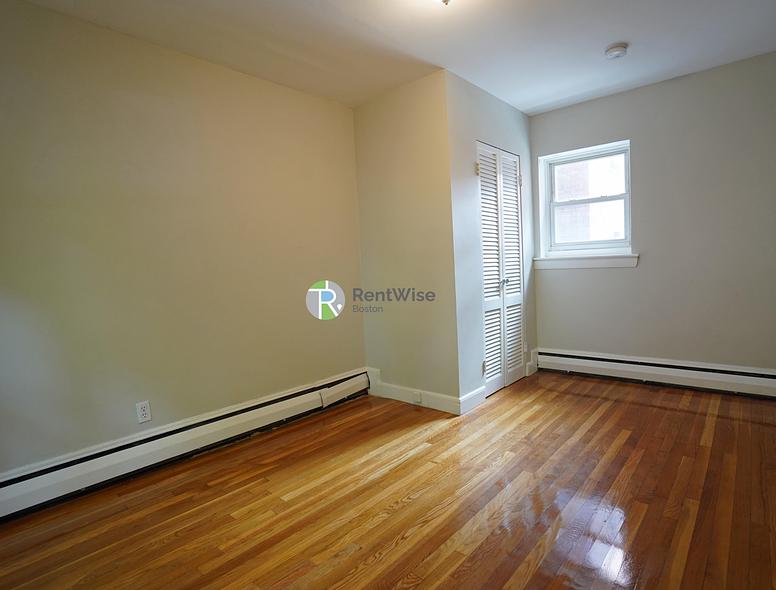 Photo of 69 Chiswick Road