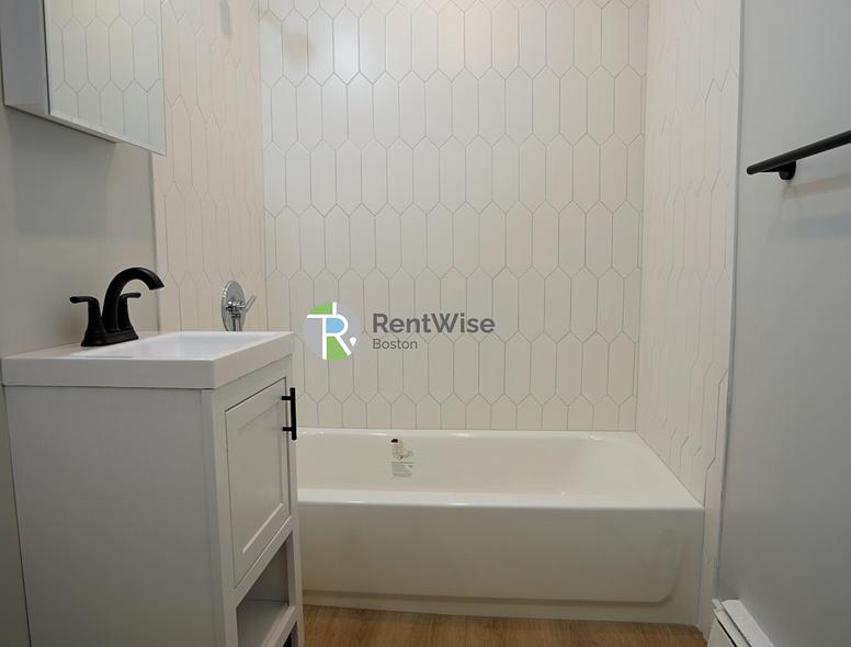 Photo of 745 East 6th Street