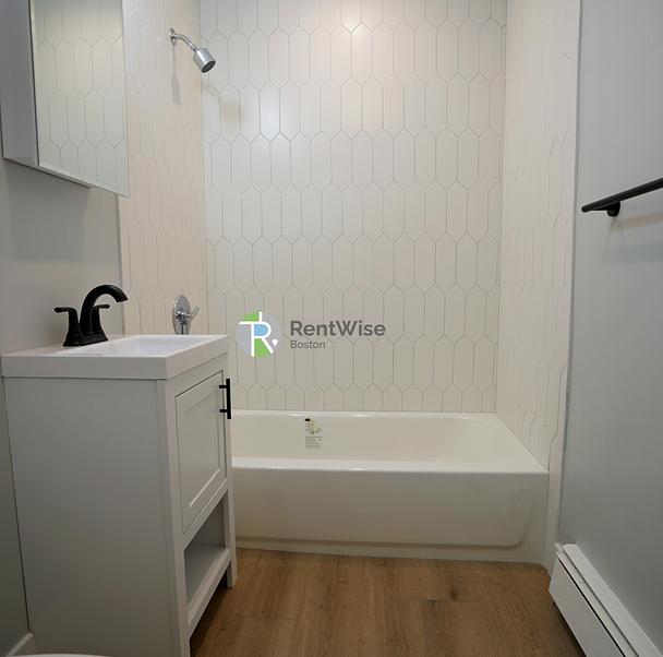 Photo of 745 East 6th Street