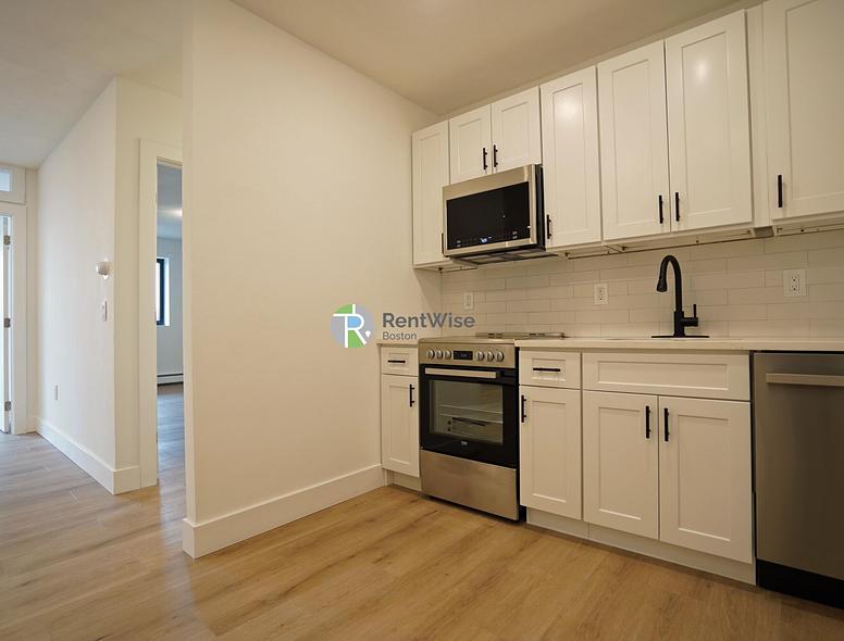 Photo of 745 East 6th Street