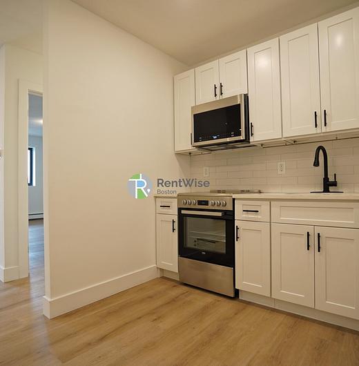 Photo of 745 East 6th Street