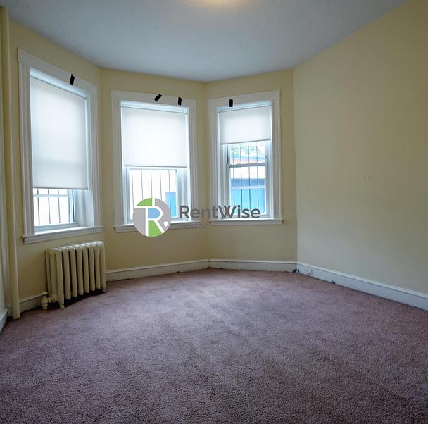 Photo of 236 Kelton Street