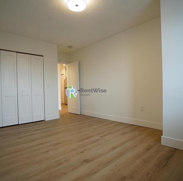 Photo of 745 East 6th Street