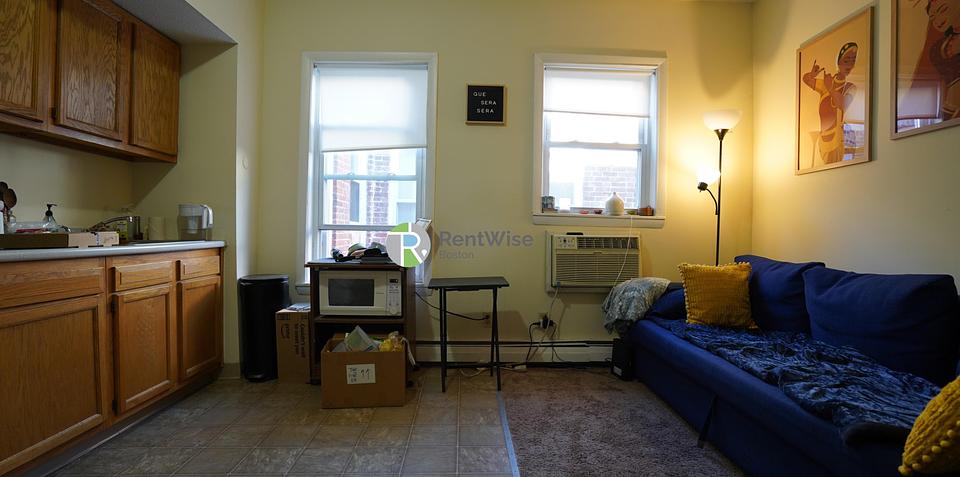 Photo of 36 South Huntington Avenue