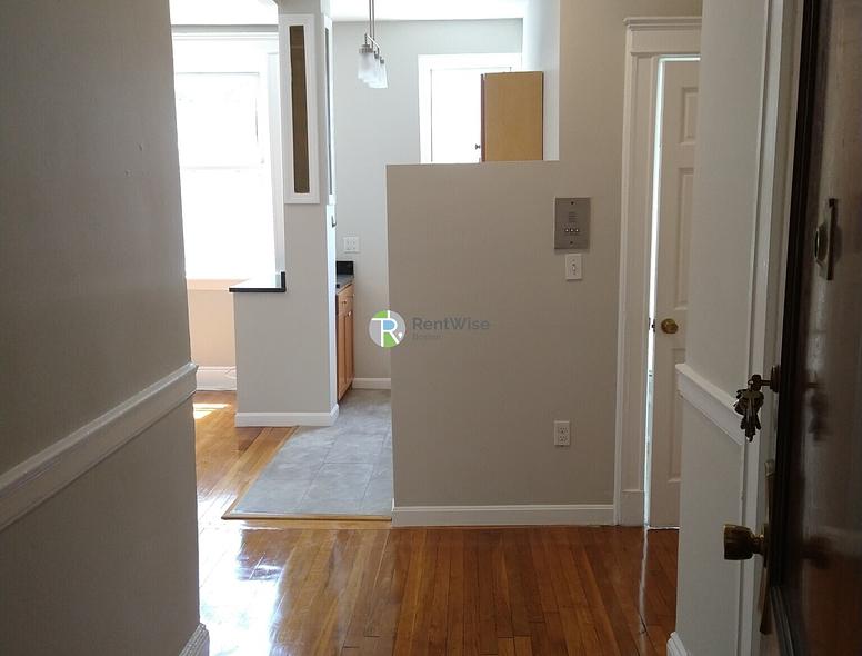 Photo of 1197 Commonwealth Avenue
