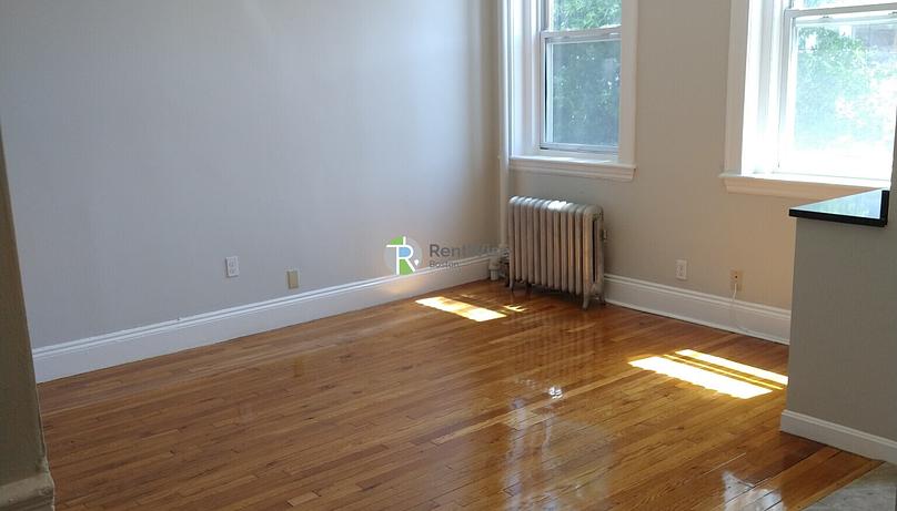 Photo of 1197 Commonwealth Avenue