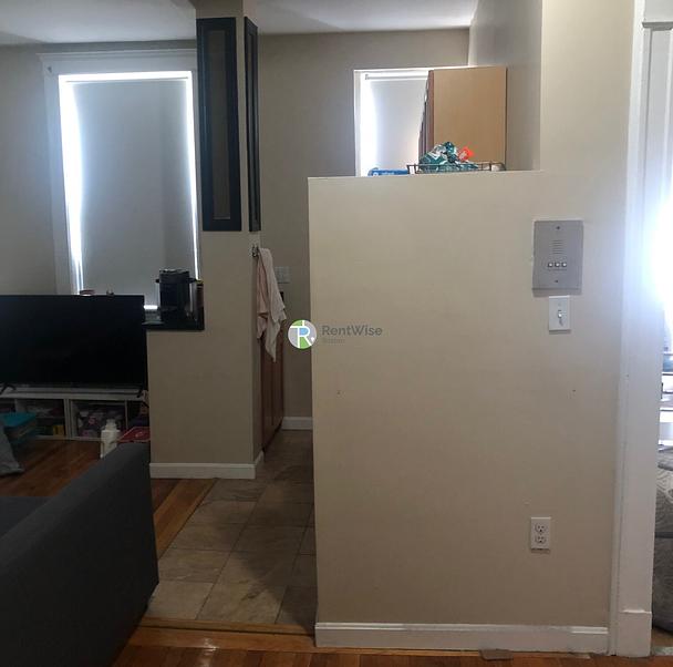Photo of 1197 Commonwealth Avenue