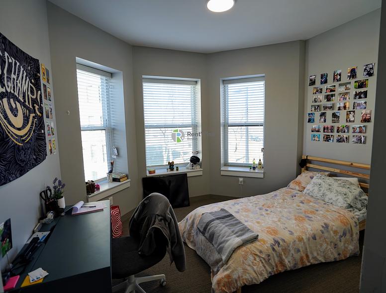 Photo of 100 Hemenway Street