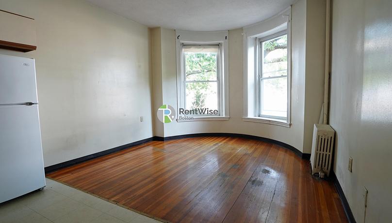Photo of 1124 Commonwealth Avenue