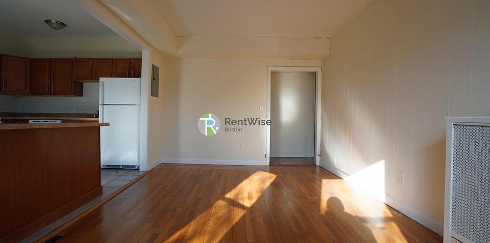 Photo of 1131 Commonwealth Avenue