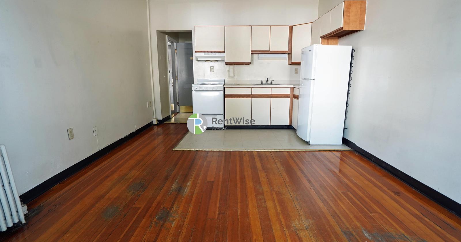 Photo of 1124 Commonwealth Avenue