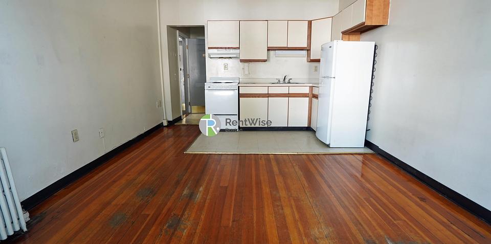 Photo of 1124 Commonwealth Avenue