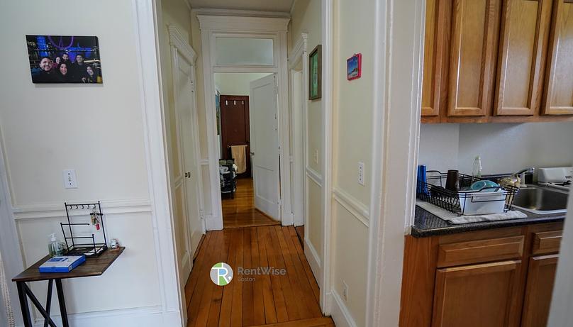 Photo of 1822 Beacon Street