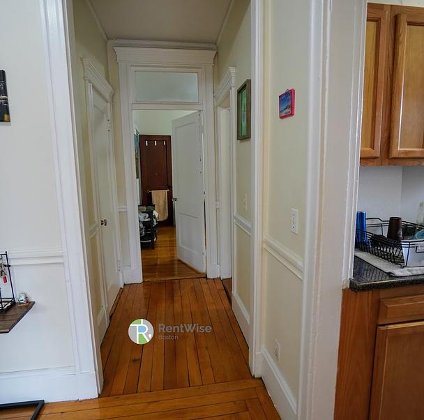 Photo of 1822 Beacon Street