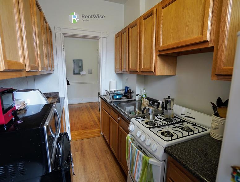 Photo of 1822 Beacon Street
