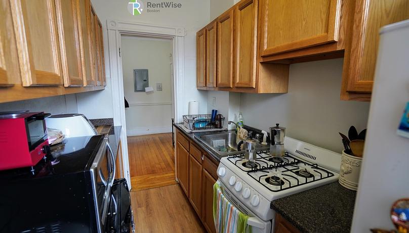 Photo of 1822 Beacon Street