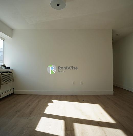 Photo of 740 East 7th Street