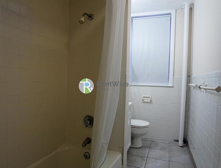 Photo of 1131 Commonwealth Avenue