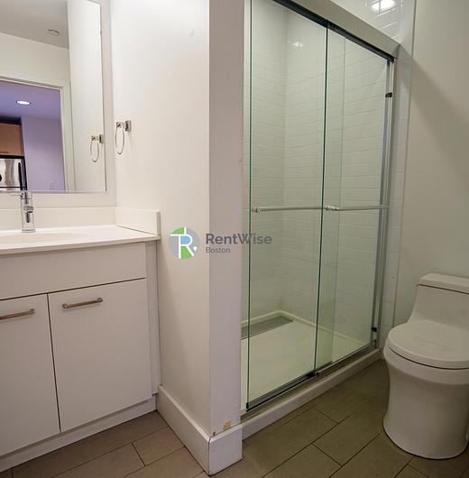 Photo of 1085 Boylston Street