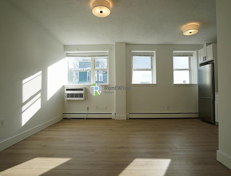 Photo of 740 East 7th Street