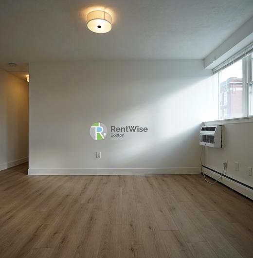 Photo of 740 East 7th Street