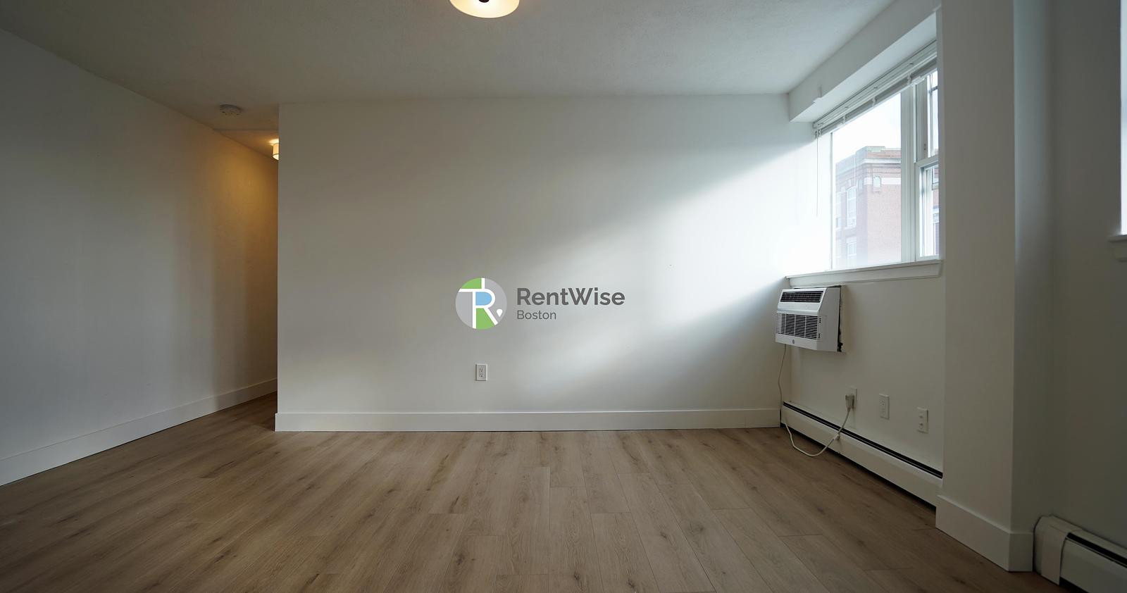 Photo of 740 East 7th Street