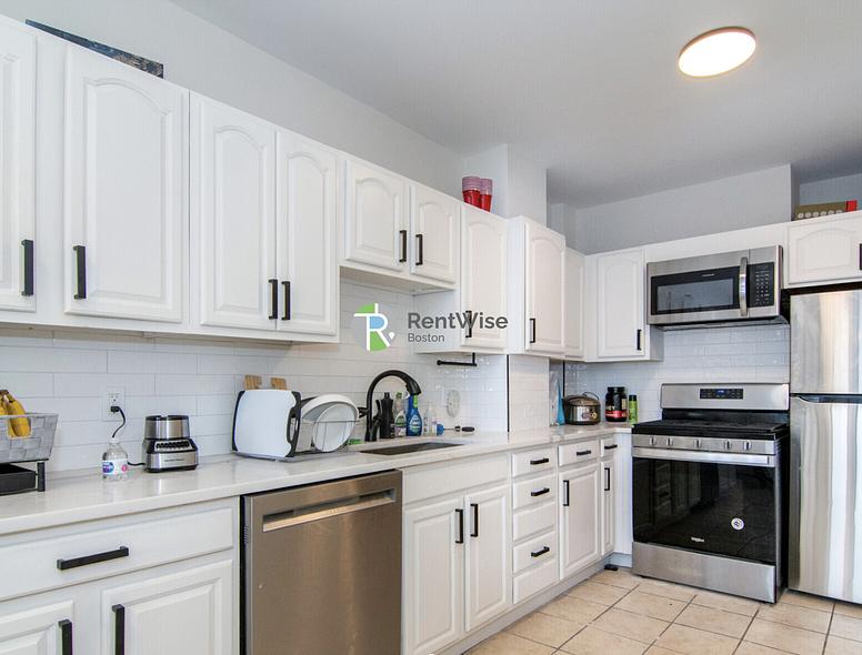 Photo of 448 Park Drive