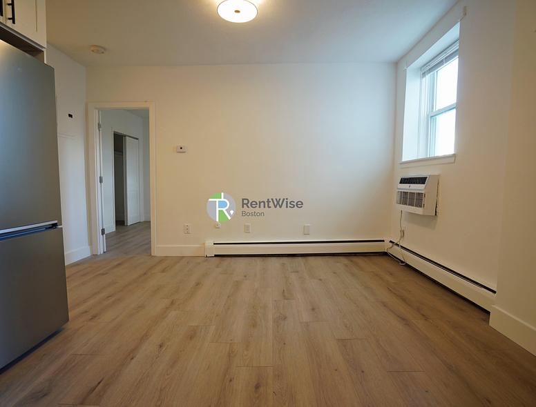 Photo of 740 East 7th Street