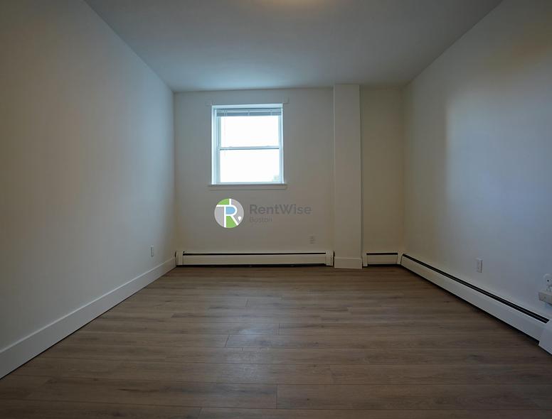 Photo of 740 East 7th Street
