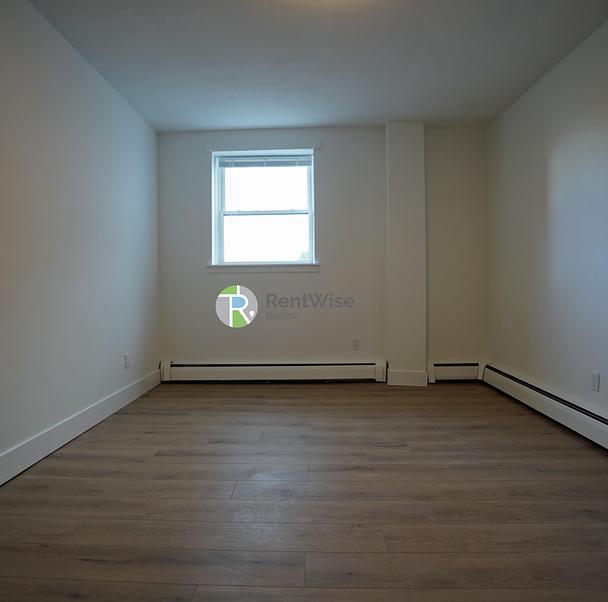Photo of 740 East 7th Street
