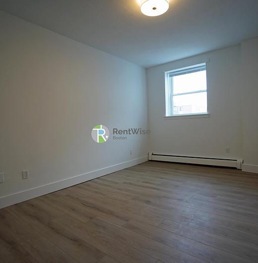 Photo of 740 East 7th Street