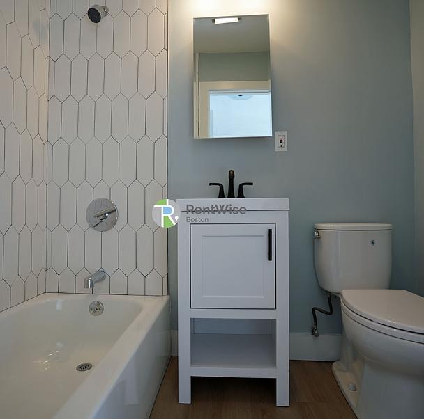 Photo of 740 East 7th Street