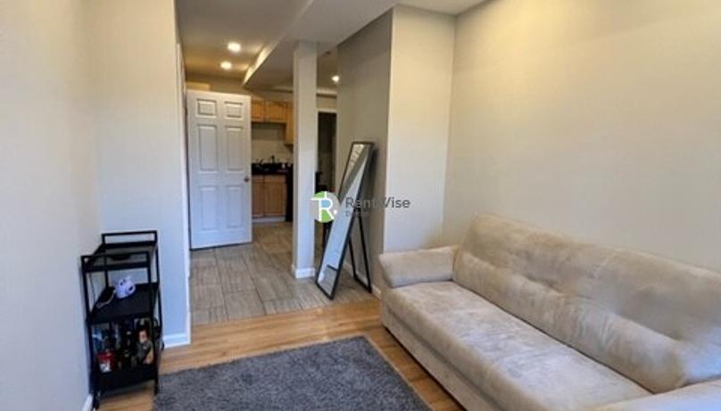 Photo of 220 Hanover Street