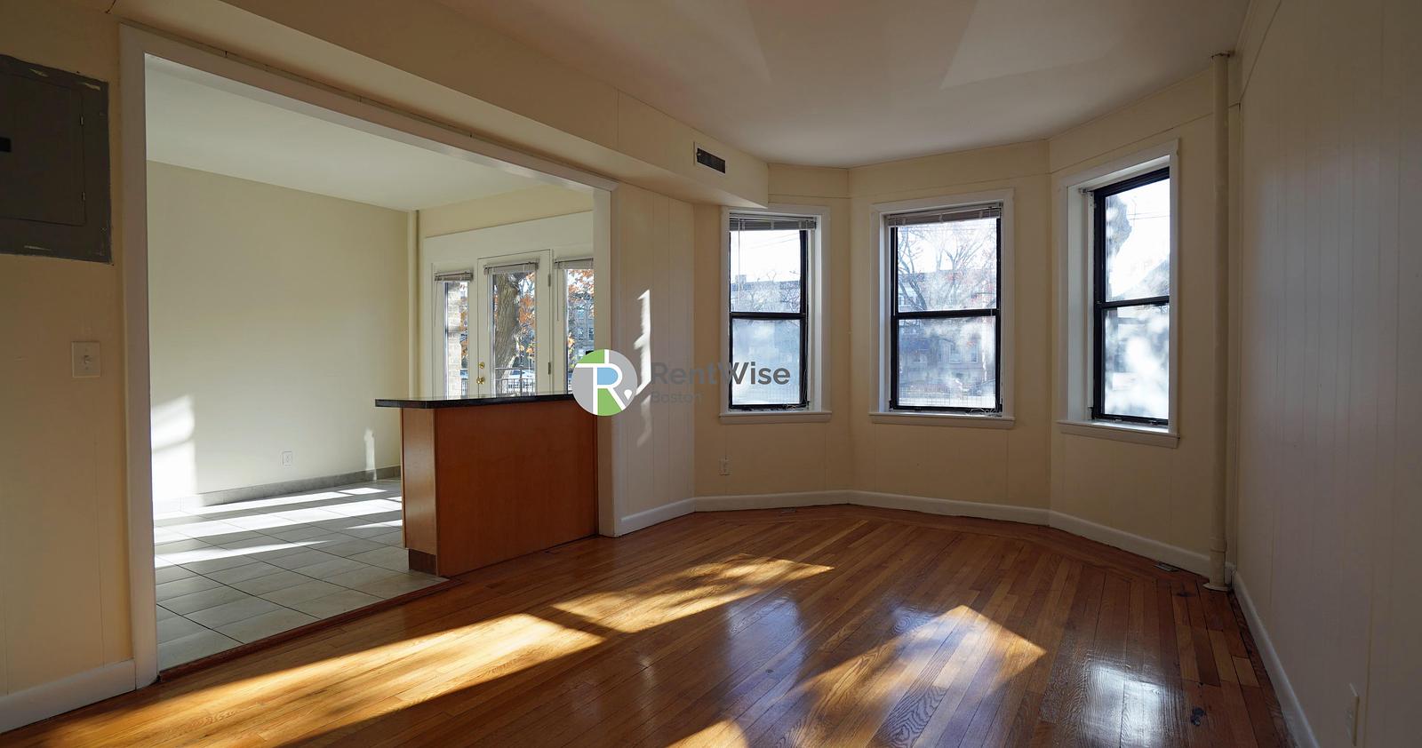 Photo of 1135 Commonwealth Avenue
