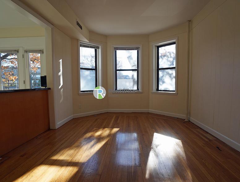 Photo of 1135 Commonwealth Avenue