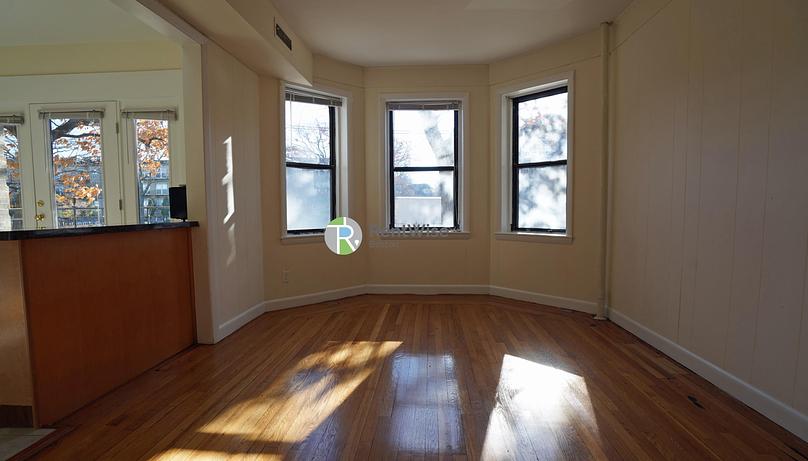 Photo of 1135 Commonwealth Avenue